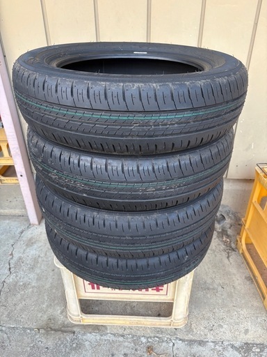 取引様決まりました。
DUNLOP エナセーブ EC300+ 155/65R14 4本24年製新車外