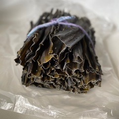 北海道 日高産 天然こんぶ 1kg こんぶ 昆布 長切り昆布 35㎝カット の画像