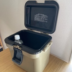 《取引中》クーラーボックスの画像