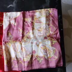 スカーフの画像