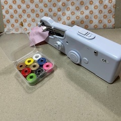 ハンドミシン糸ボビン付