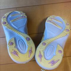 ◯超美品◯16.0㌢　プリンセス　ベル　スニーカー　レモンイエローの画像
