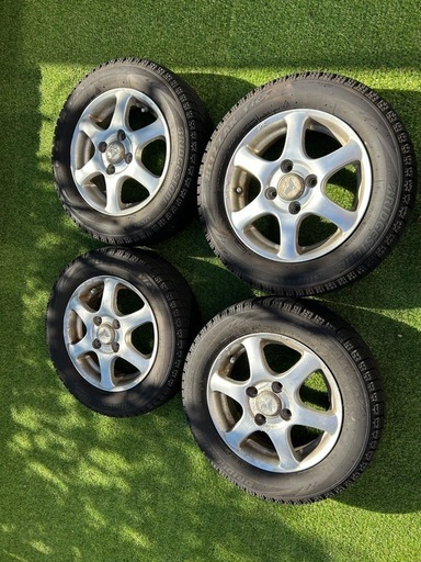 スタッドレスタイヤ　155/65R13