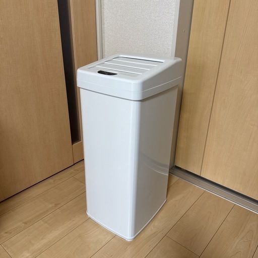 【成約】自動開閉ゴミ箱 / センサー式