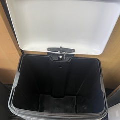 ◆早い方優先!!　ホワイト　ゴミ箱☆の画像