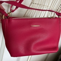 grove ピンク色バック