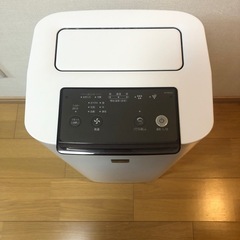 SHARP　シャープ 加空気清浄機  KI-NS40 ホワイトの画像