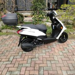 綺麗　スクーター　ヤマハ　アクシスZ  125cc