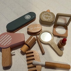 子供用　木製　知育玩具　　の画像