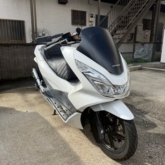 大人気　ホンダ PCX 125 JF56