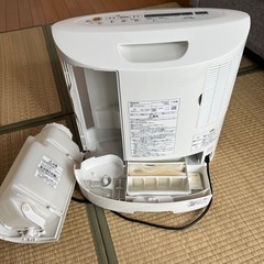 募集終了✴︎Panasonic加湿セラミックファンヒーターの画像