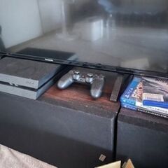 プレステ4本体+ソフトすセットps4の画像