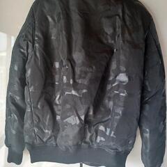 メンズジャンパーの画像