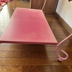 猫脚テレビ台の画像