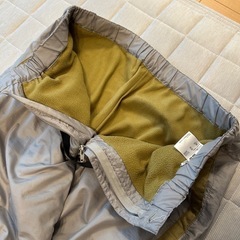 UNIQLO グレー　ズボン　裏起毛の画像