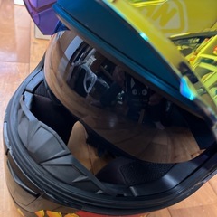 オートバイ　ヘルメット　フルフェイス
の画像