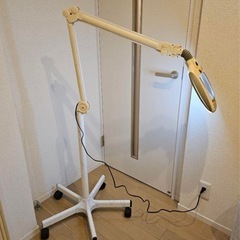 拡大鏡 LED ルーペ スタンド アームライト 
