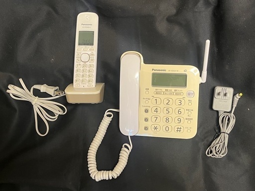 パナソニック子機付き電話機VE-GD23-W