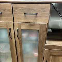 食器棚の画像