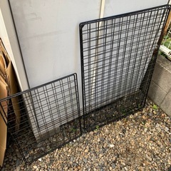 収納に便利なネット差し上げます。