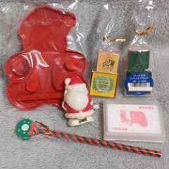 「クリスマス雑貨 (ジグソーパズルやトランプ等)」未使用品多数の画像