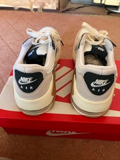 スニーカー NIKE