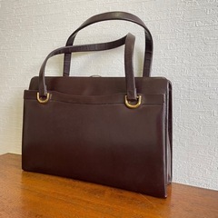 レディース　レザーハンドバッグ　サイズ約29×約33×約8cm