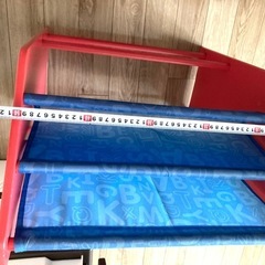 子ども用本棚の画像