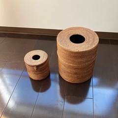 テッシュ入れ、ゴミ箱
