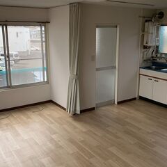 バストイレ別｜ペット可｜事務所使用可｜保証人不要　１R3F愛宕町