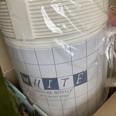 レジャーボトル保冷専用新品の画像