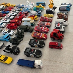 トミカとミニカー90台の画像