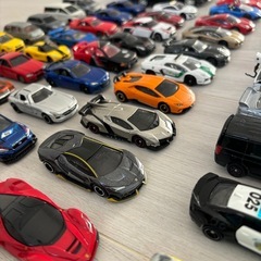 トミカとミニカー90台の画像