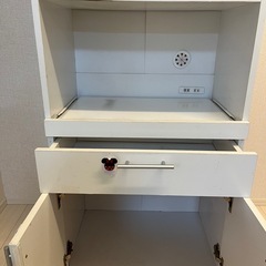 食器棚　収納家具　キッチンボード　カップボードの画像