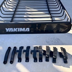 YAKIMA ロードウォーリアー　定価⒌.3万円
