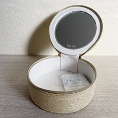 ☆お値引可能☆【非売品】Christian Dior  2024ホリデー限定バニティポーチの画像