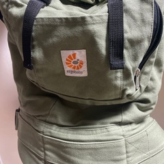 エルゴベビー　カーキ 抱っこ紐の画像