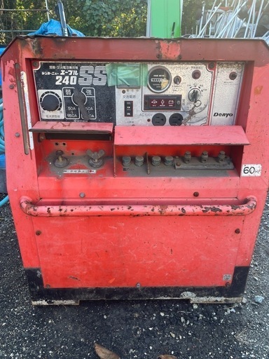 デンヨーニューエーブル240SS