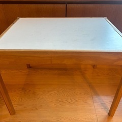 IKEA 机　椅子　セットの画像