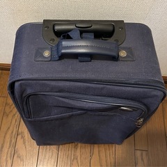 機内持ち込みサイズ　スーツケースの画像