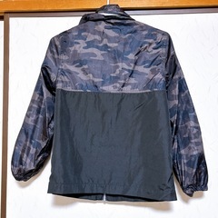 Voyager 迷彩ジャケット 140cmの画像