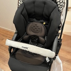 combiのベビーカーの画像