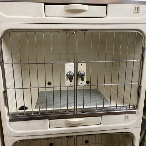 ３段犬舎　とっても丈夫?