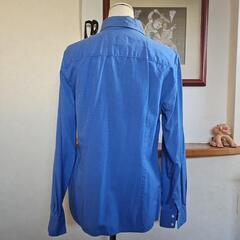 お値下げしました！GAPシャツの画像