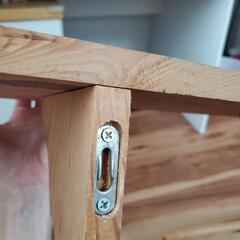 壁掛けシェルフの画像