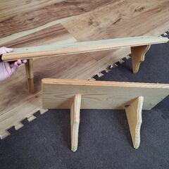 壁掛けシェルフの画像