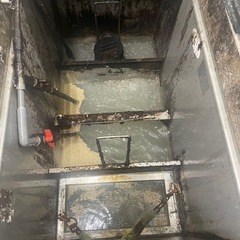 排水管詰まり清掃を承ります。