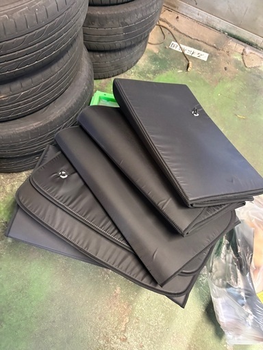 ハイエース　サンシェード　中古