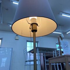 ▼値下げ▼ フロアライト イケア IKEA オースティード ARSTID 間接照明 照明器具 フロアランプ 参考価格15,400円【安心の3ヶ月保証】🚚自社配送時💳代引き可🚚(現金、クレジット、スマホ決済対応)の画像