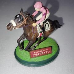 ナリタブライアン置物の画像